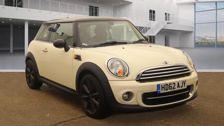 MINI HATCH 1.6 Cooper D Hatch