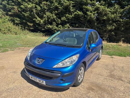 PEUGEOT 207 1.4 16v SE