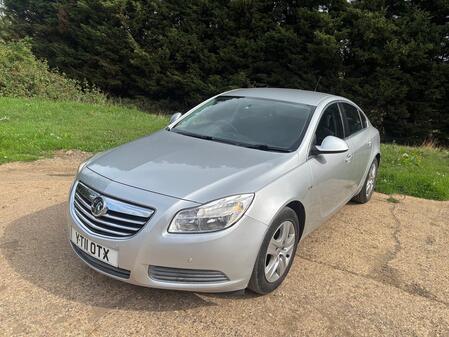VAUXHALL INSIGNIA 1.8 16V Exclusiv