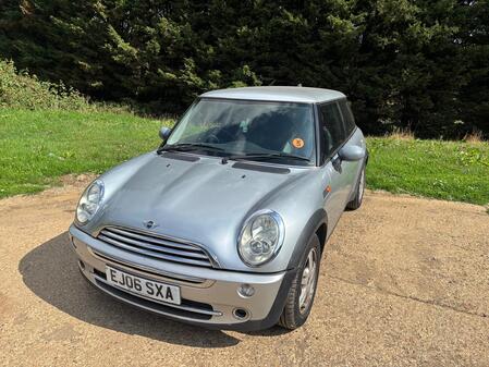 MINI HATCH 1.6 One Hatch